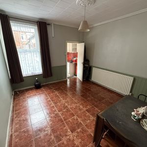 Photo 4- click for photo gallery